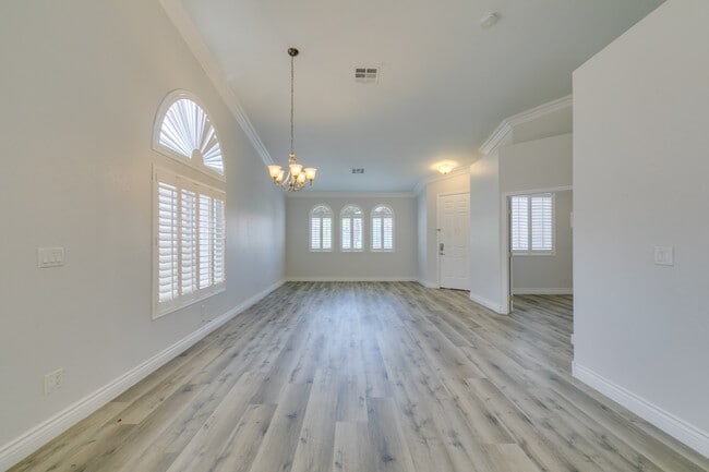 Building Photo - 4105 Demoline Cir