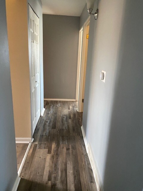 Building Photo - 10630 Landseer Dr