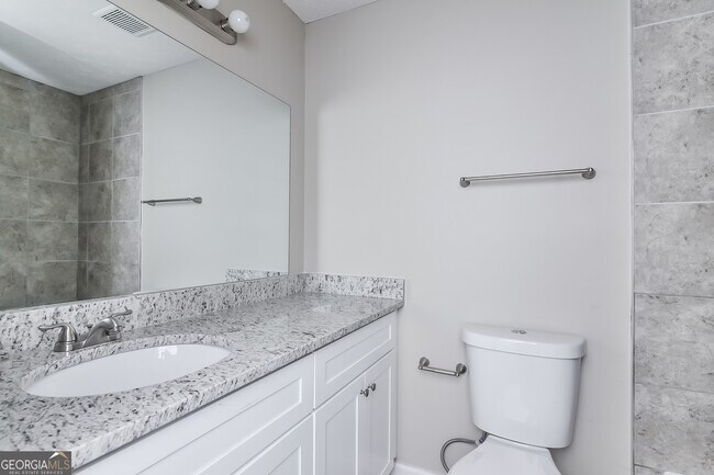 Building Photo - 3137 Park Ln