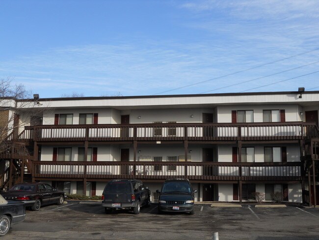 Building Photo - Barrow Street Apartments