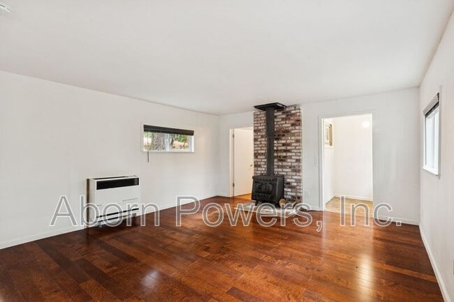 Primary Photo - 6420 Starkes Grade Rd