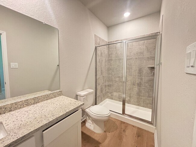 Building Photo - Triple Master Suites 3-Story Townhome