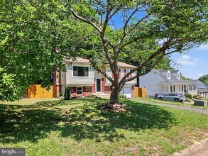 Building Photo - 5570 Rowser Dr