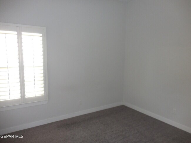 Building Photo - 13425 Emerald Crystal Dr