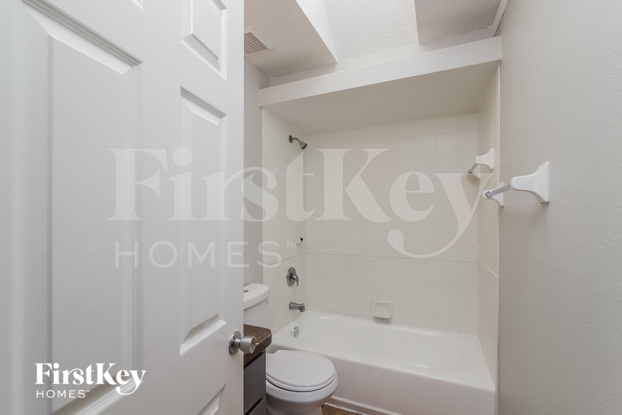 Building Photo - 5497 Lady Slipper Ave