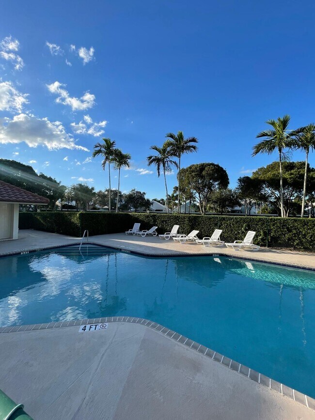 Building Photo - 209 Cypress Point Dr