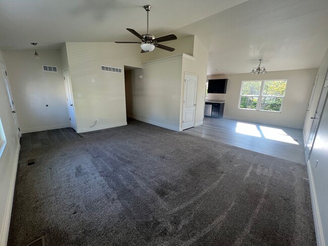 Building Photo - NEW CONSTRUCTION HOME!