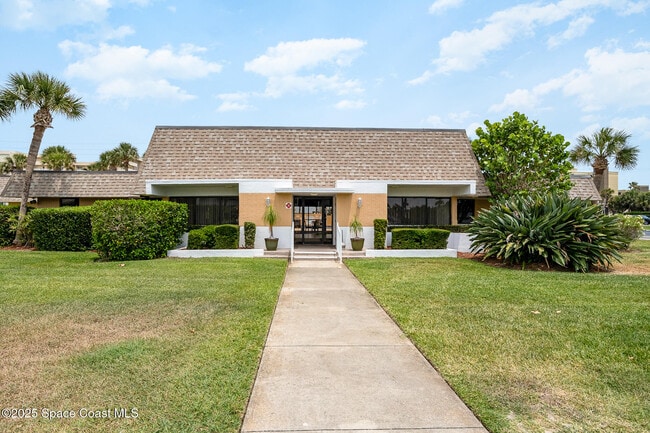 Building Photo - 2700 N Hwy A1A