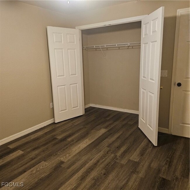 Building Photo - 103 Ivan Ave S