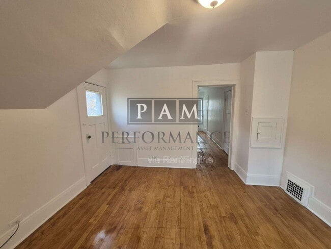 Building Photo - 1576 S Layton Blvd