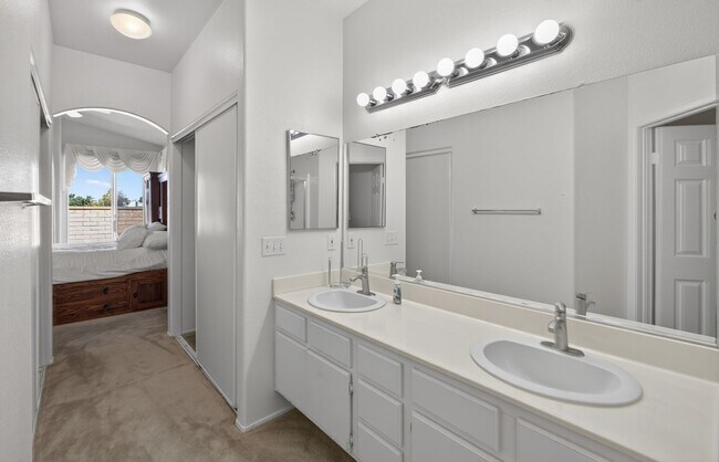 Building Photo - 8291 Gold Coast Dr