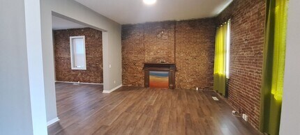 Building Photo - 2229 Alberta St