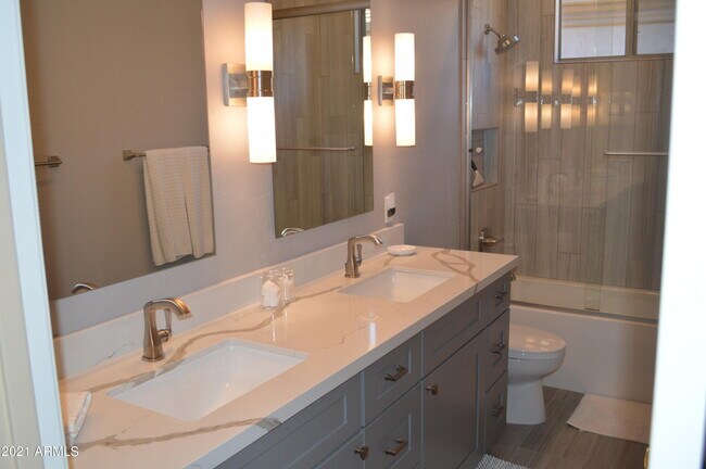 Building Photo - 7180 E Thirsty Cactus Ln