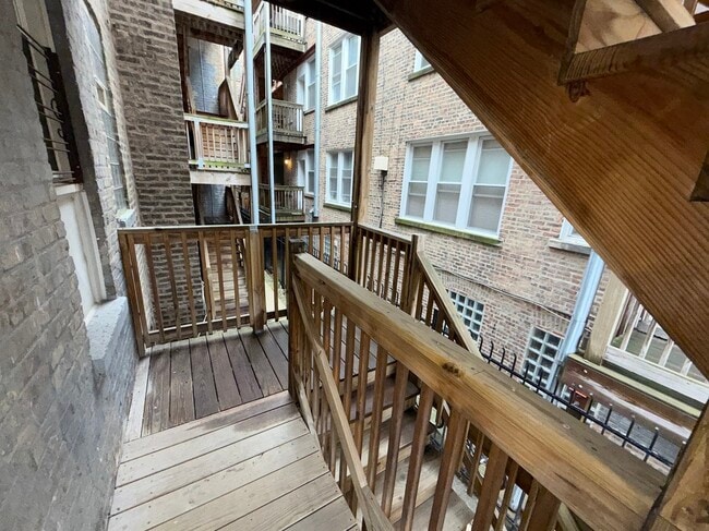 Building Photo - 3227 W Division St