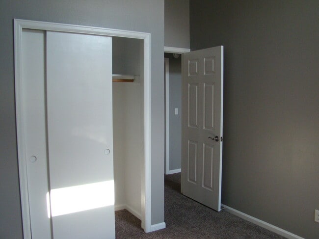 Building Photo - 8825 Boxelder Dr