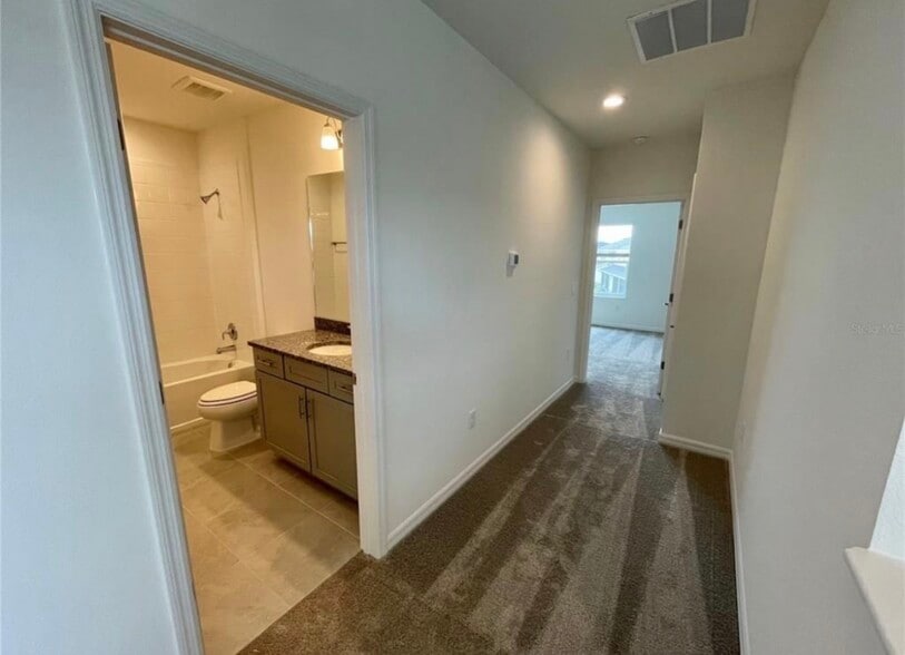 Building Photo - 8676 Canyon Creek Trl