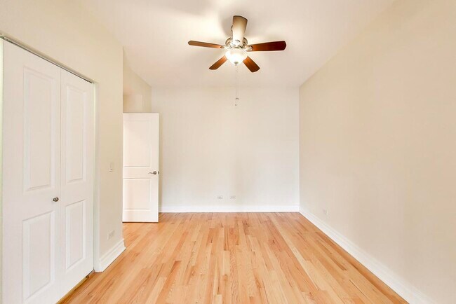 Building Photo - 1640 W Fargo Ave