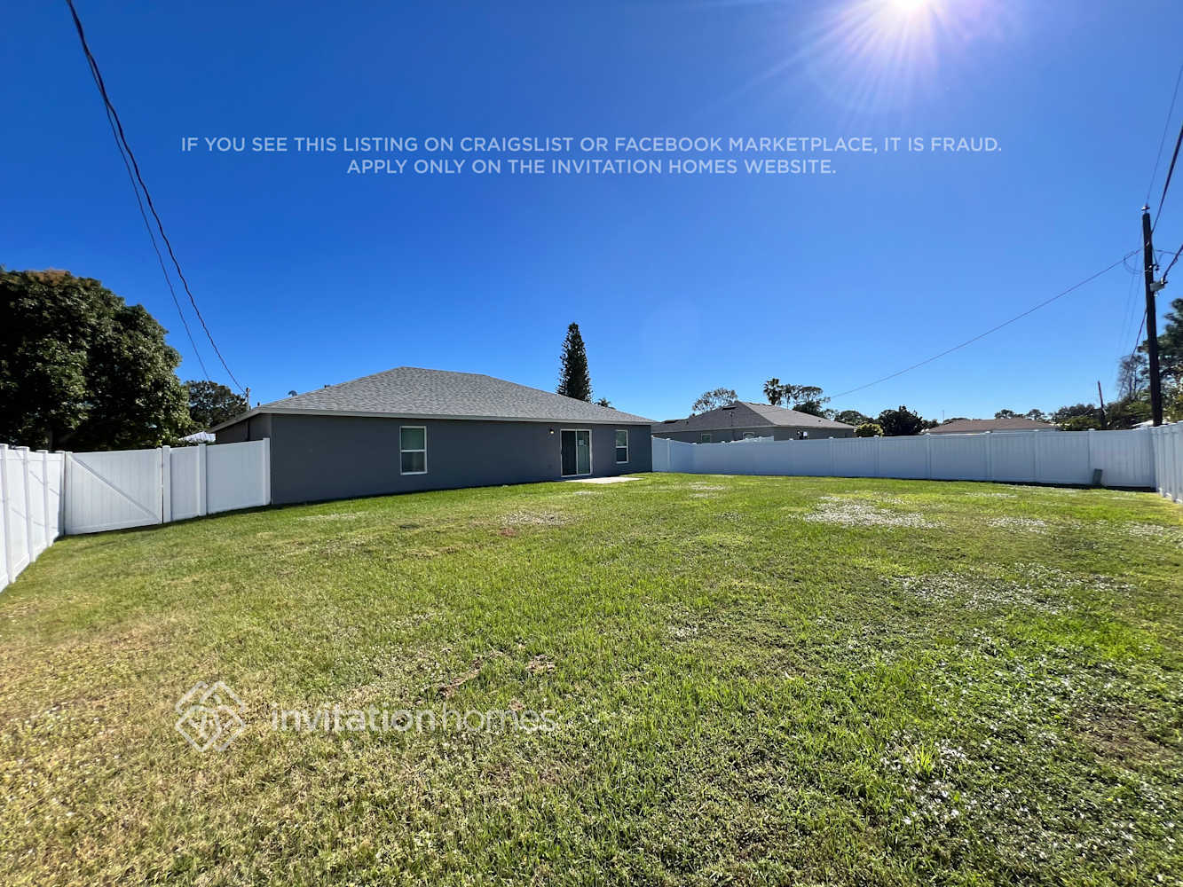 Building Photo - 1192 SW Ithaca St