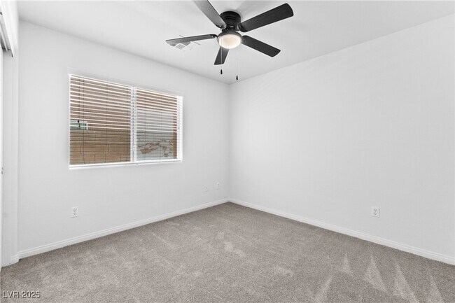 Building Photo - 8938 Bonneville Peak Ct