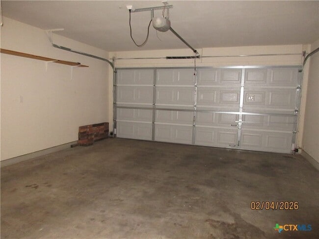 Building Photo - 6812 Alvin Dr