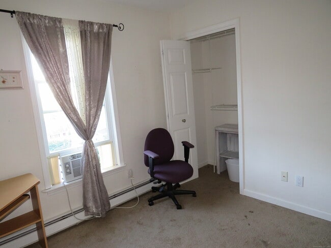 Building Photo - 15 Hayestown Heights