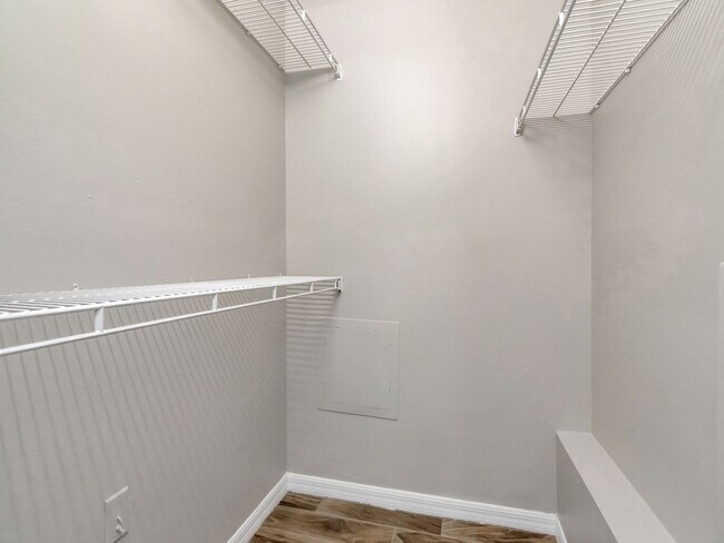 Building Photo - Ground Floor 2/2 with Conservation Views for Lease in Brandon, FL