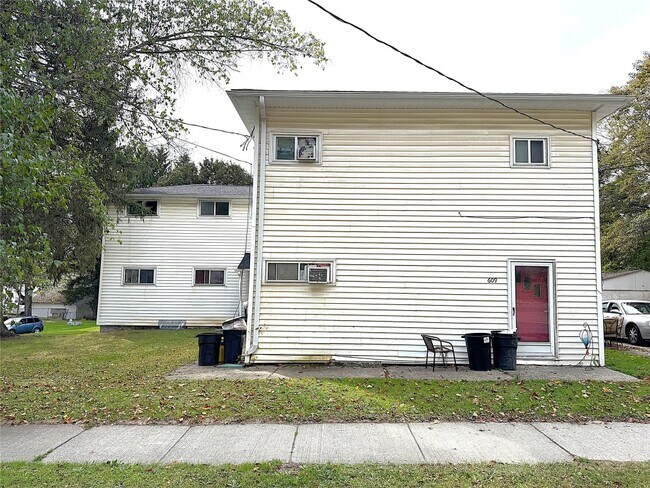 Primary Photo - 609 N Nanticoke Ave