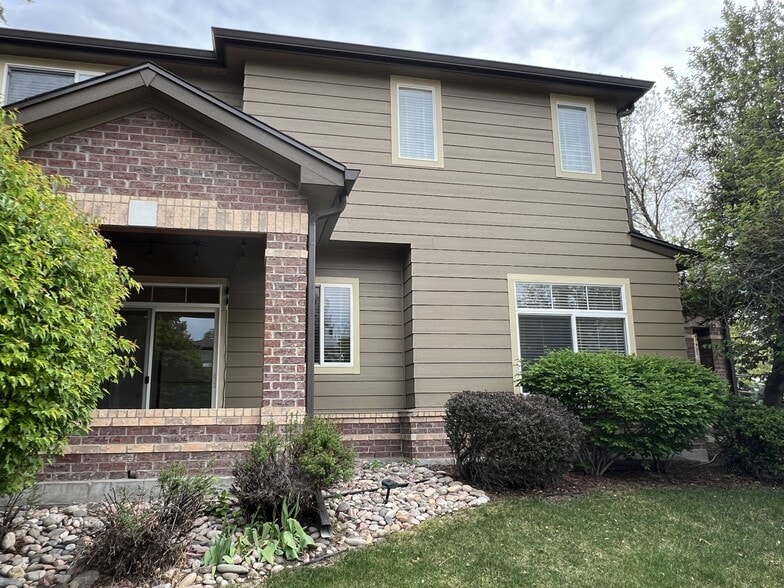 Building Photo - 6502 Silver Mesa Dr