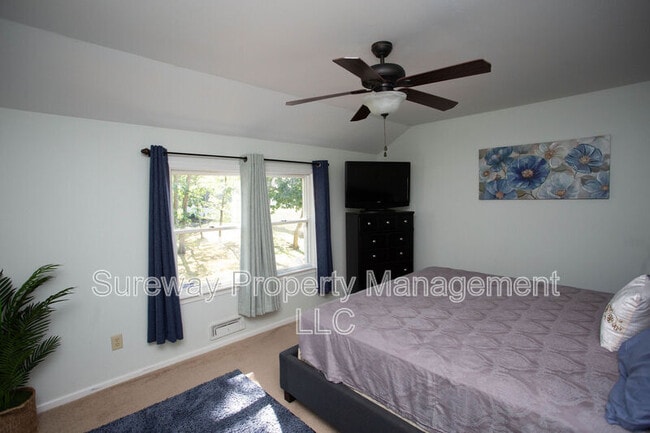Building Photo - 901 Kresson Rd