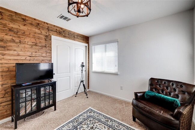 Building Photo - 5901 Scenic Lake Dr