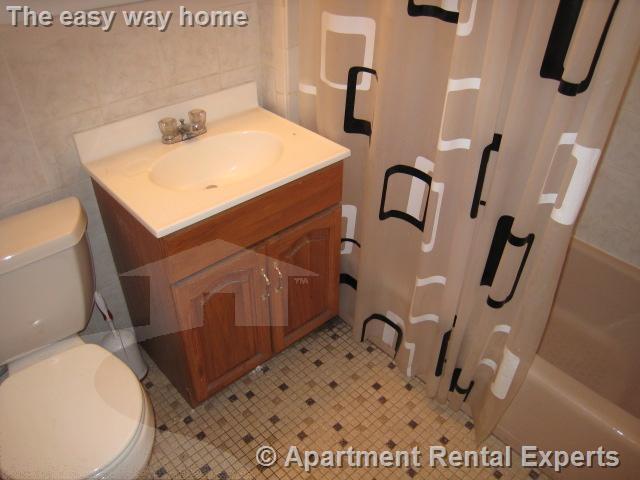 Building Photo - 428 Broadway