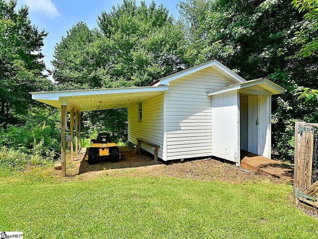Building Photo - 713 Lindal Ct