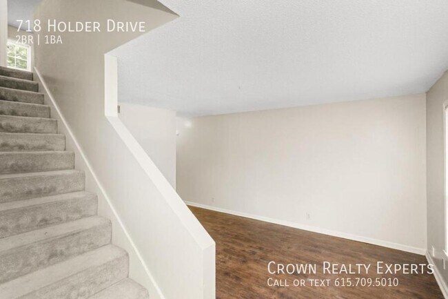 Building Photo - 718 Holder Dr