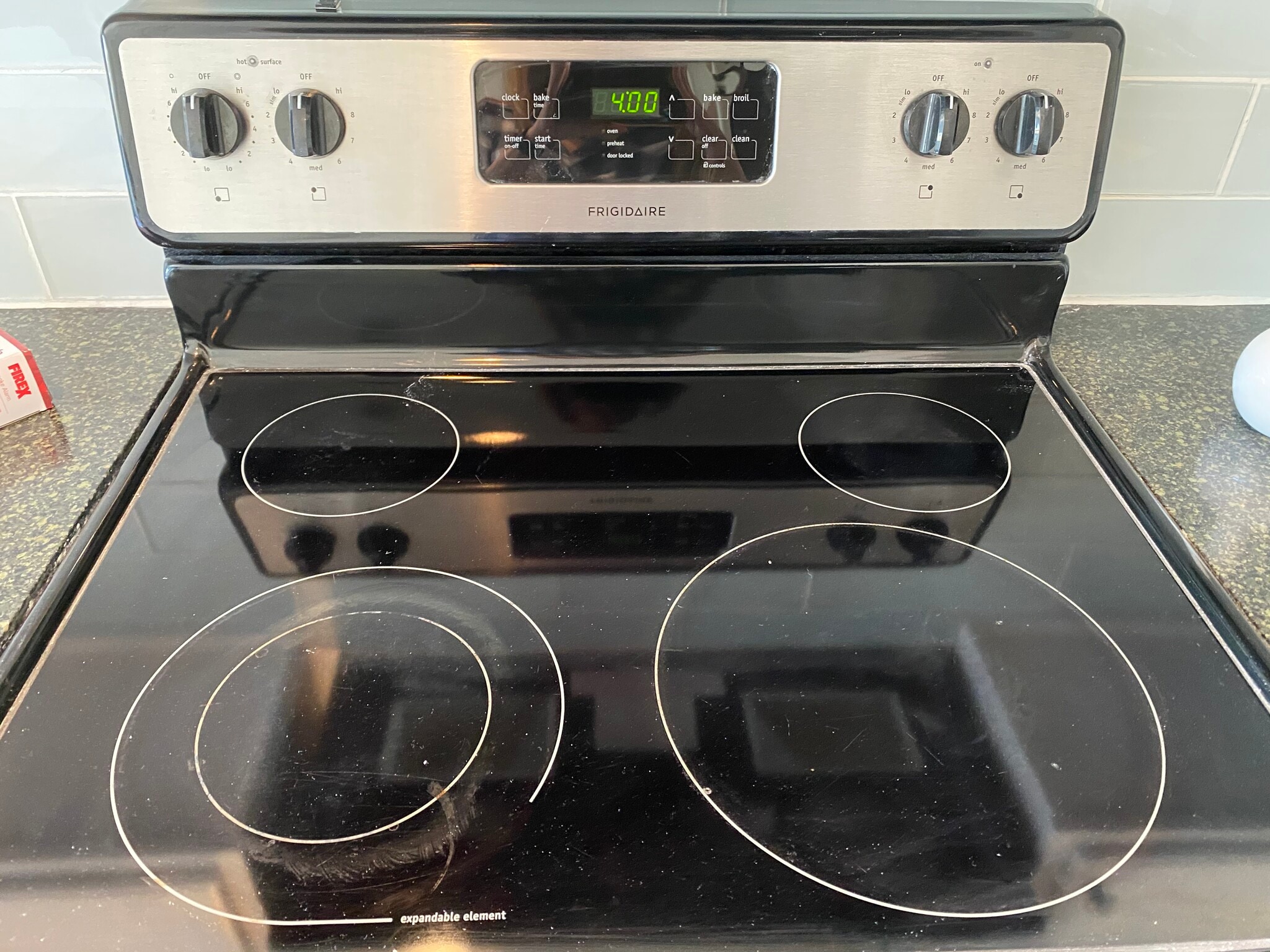 Stove - 1845 Anaheim Ave