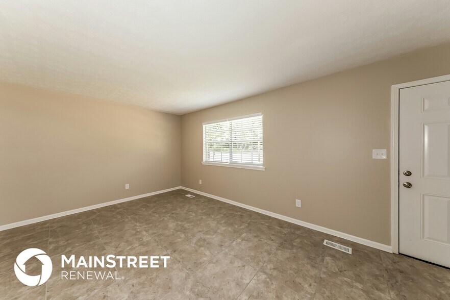 Building Photo - 305 St John Rd NW