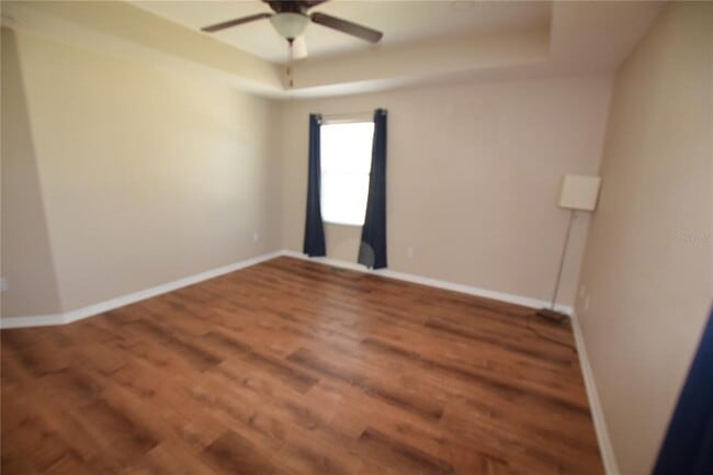 Building Photo - 1570 Scarlet Oak Loop