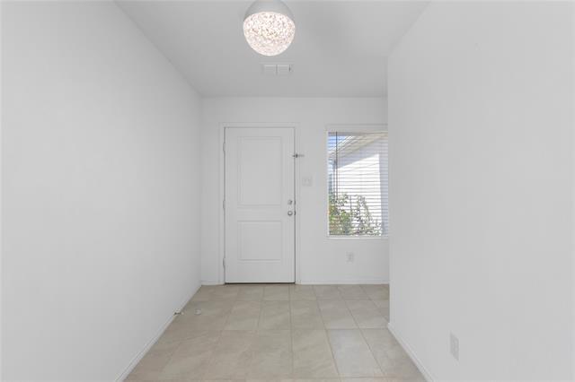 Building Photo - 1361 Mahogany Ln