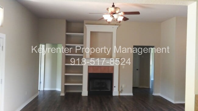 Building Photo - Claremore | 3 Bed | 2 Bath | Large Backyard