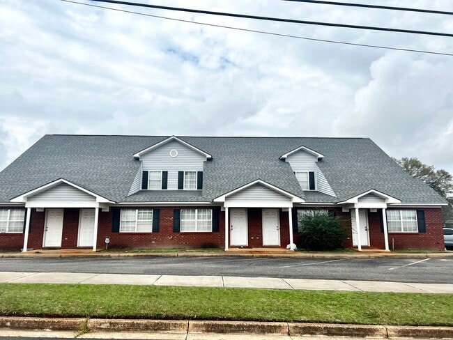 Building Photo - 3 BR 3 bath Condo in Troy