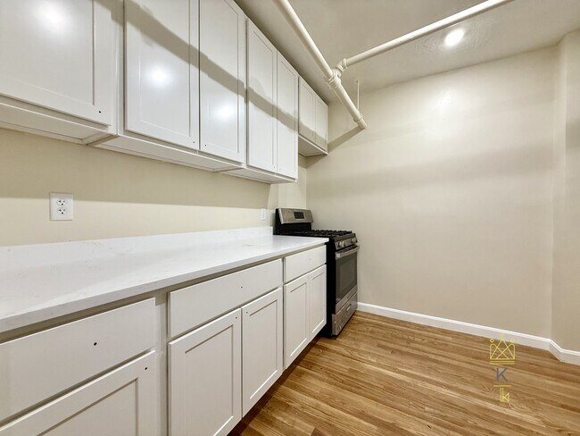 Building Photo - 28 Littell Rd