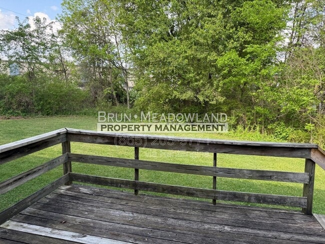 Building Photo - 8676 Tervada Dr