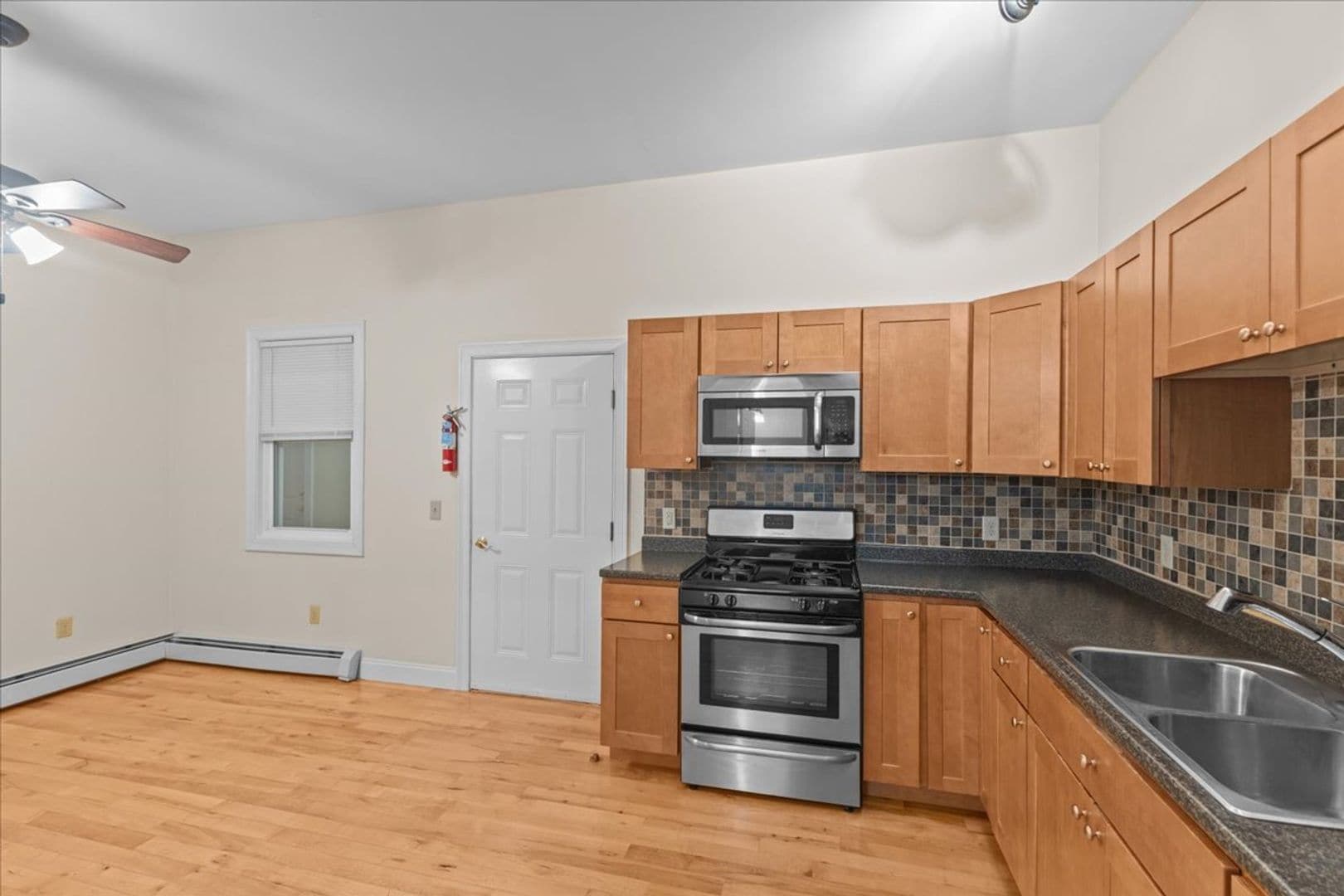 Building Photo - 51 N Champlain St