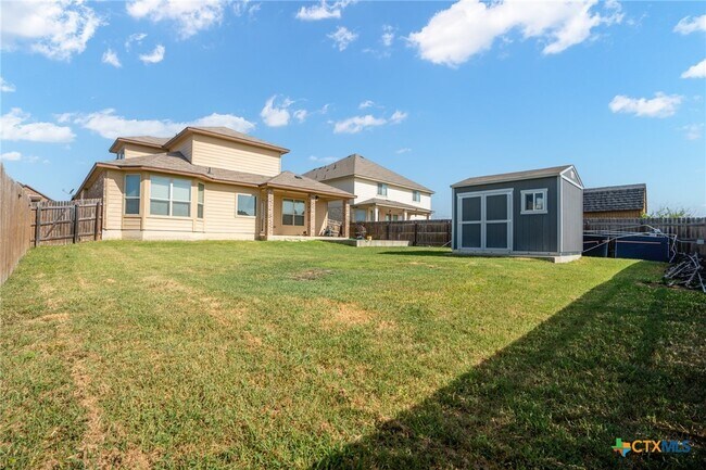 Building Photo - 6800 Mustang Creek Rd