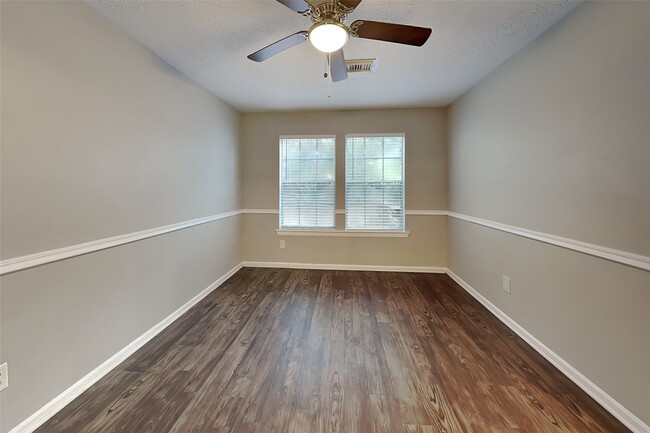 Building Photo - 46 Berryfrost Ln