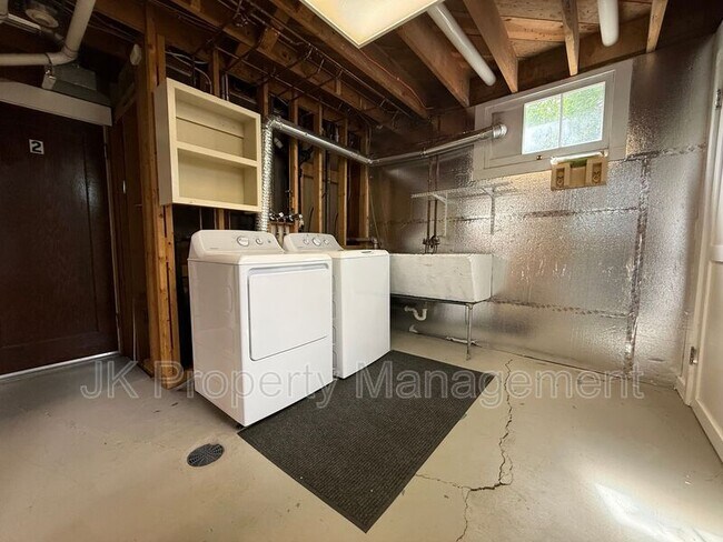 Building Photo - 2217 1st Ave S