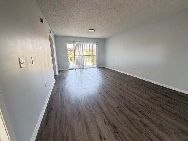 Building Photo - 12650 SW 15th St
