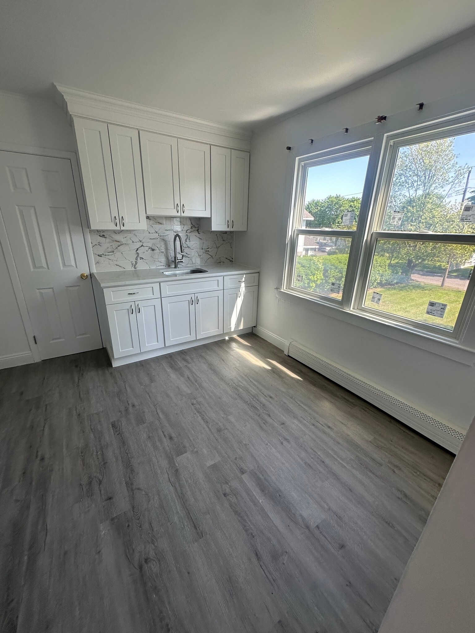Building Photo - 111 Higbie Ln