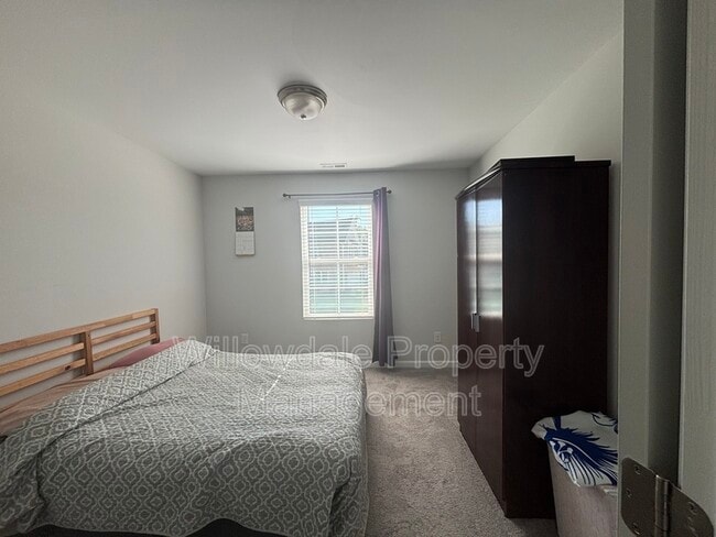 Building Photo - 203 Gremar Dr.