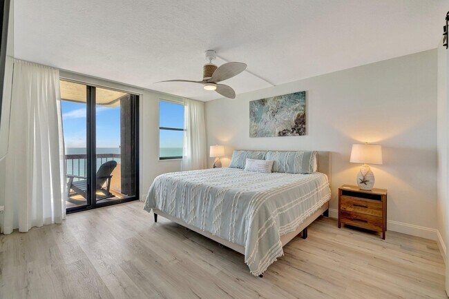 Building Photo - 3100 N Hwy A1A