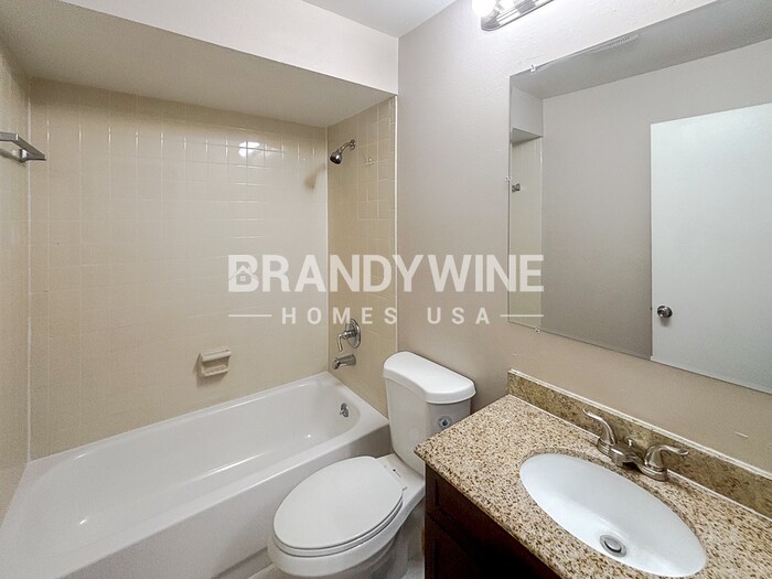 Building Photo - 11206 Fiddlewood Dr